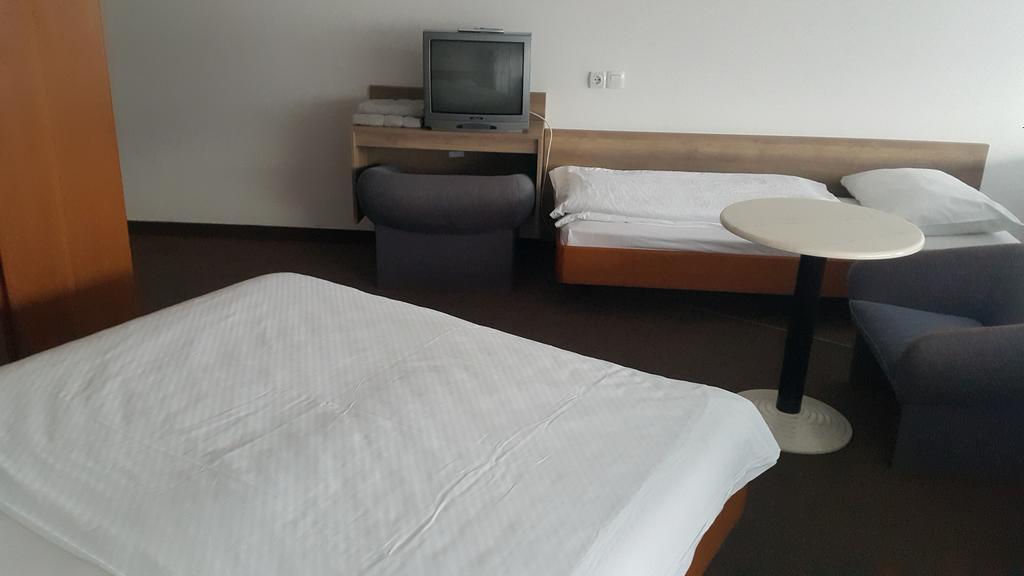 Hotel Trojane, Inspiration Of The Green Retreat 외부 사진