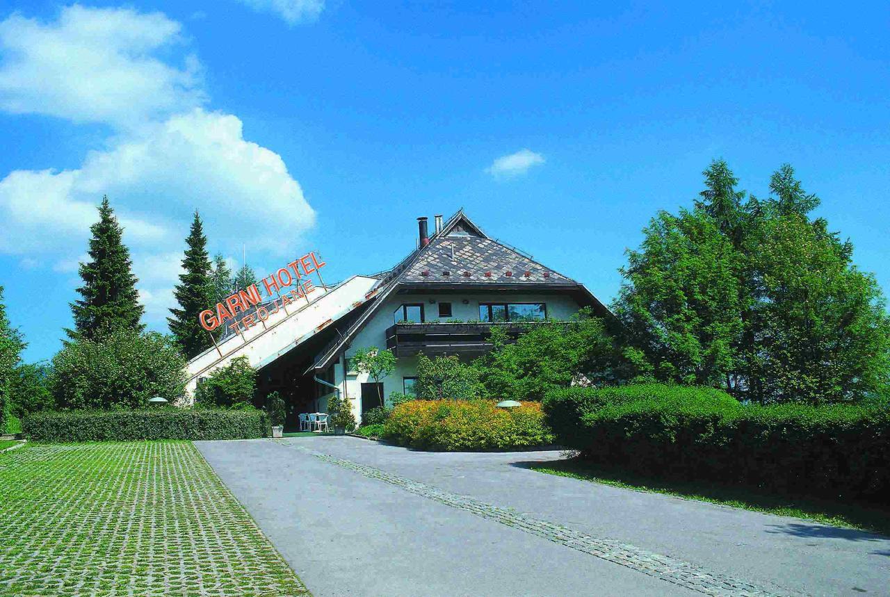 Hotel Trojane, Inspiration Of The Green Retreat 외부 사진